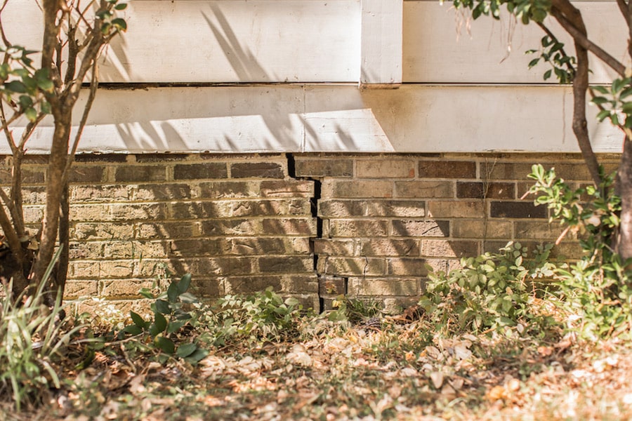 Exterior Foundation Cracks