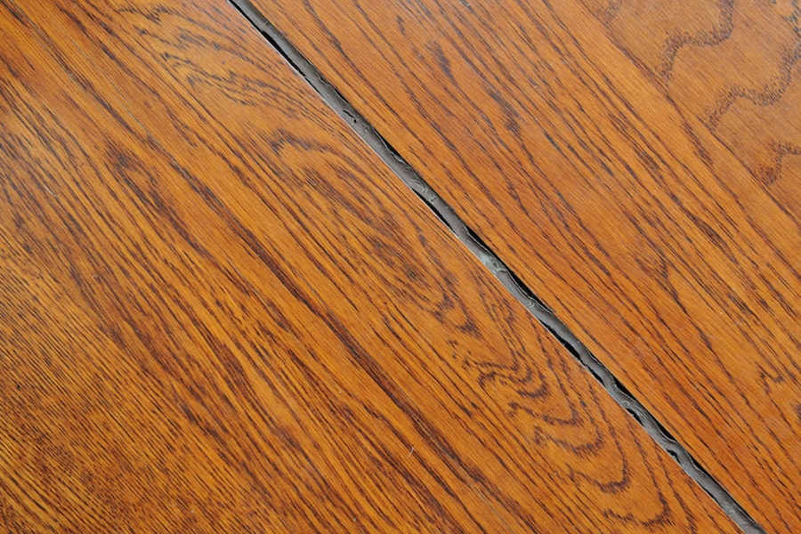 Wooden floor gap